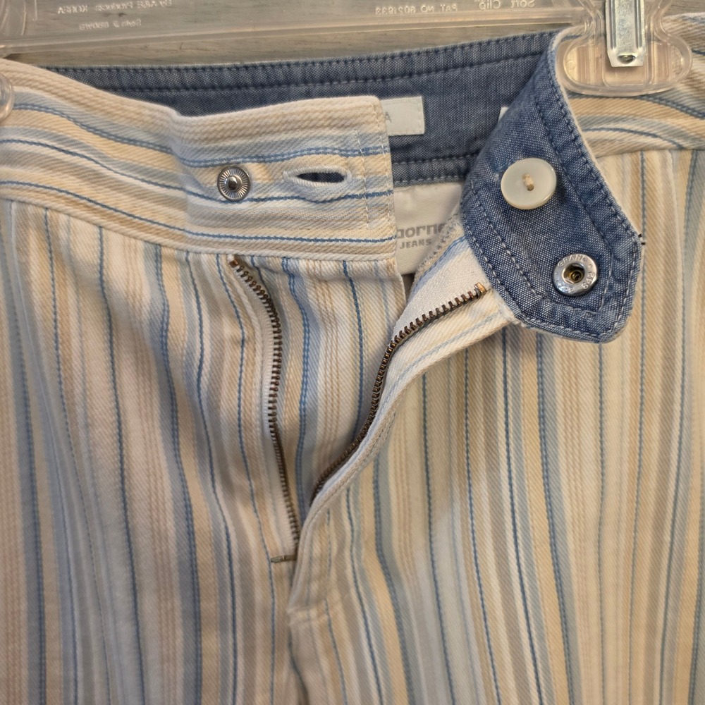 Liz Claiborne Jeans 100% Cotton Audra Pinstripe Bermuda Shorts Size 8 GC - Picture 4 of 8